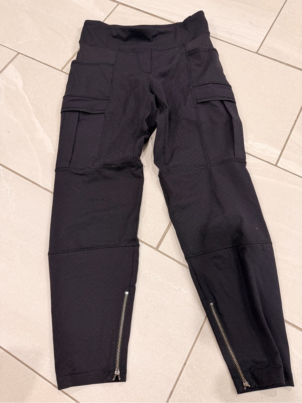lululemon athletica High-Rise Black Cargo Leggings with Zippers